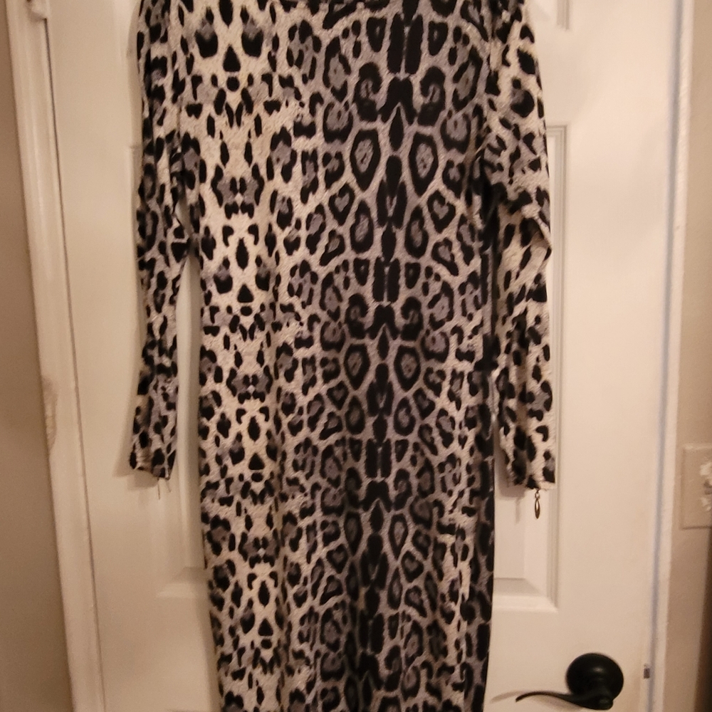 Snow Leopard Bodycon dress Size XL